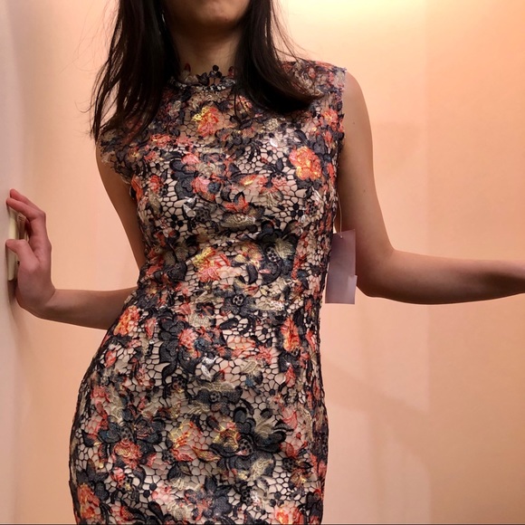 Multicolour floral bodycon semi formal dress - Picture 2 of 7